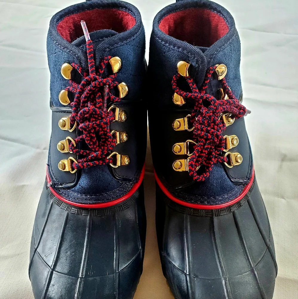 SOLD! No Longer Available:Tommy Hilfiger Womens Duck Boots Lace Up Utility Boots - Picture 3 of 9